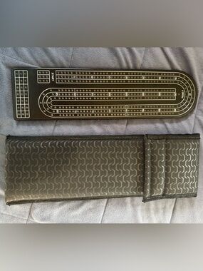 Custom stone Cribbage board